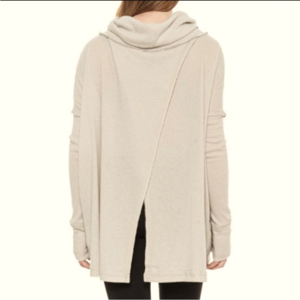 41) NWT Free People Juicy Long Sleeve Top in Stone Cold - Picture 3 of 10